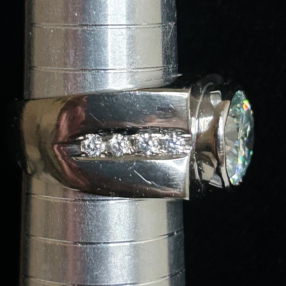 Genuine 4.00 CTs Off White Diamond Ring Round Brilliant Cut 925 Sterling Silver - Picture 7 of 11